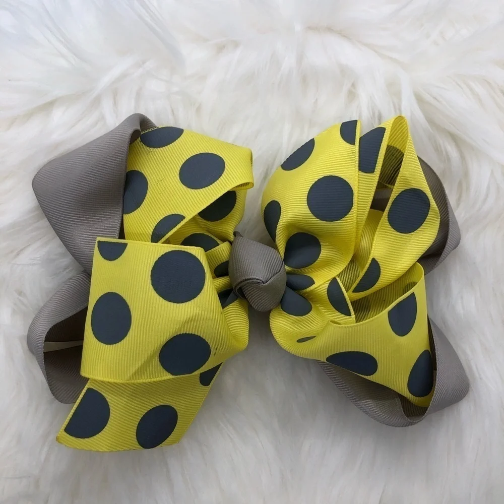 Gaby’s Yellow & Gray Polka Dot Oversized Bow